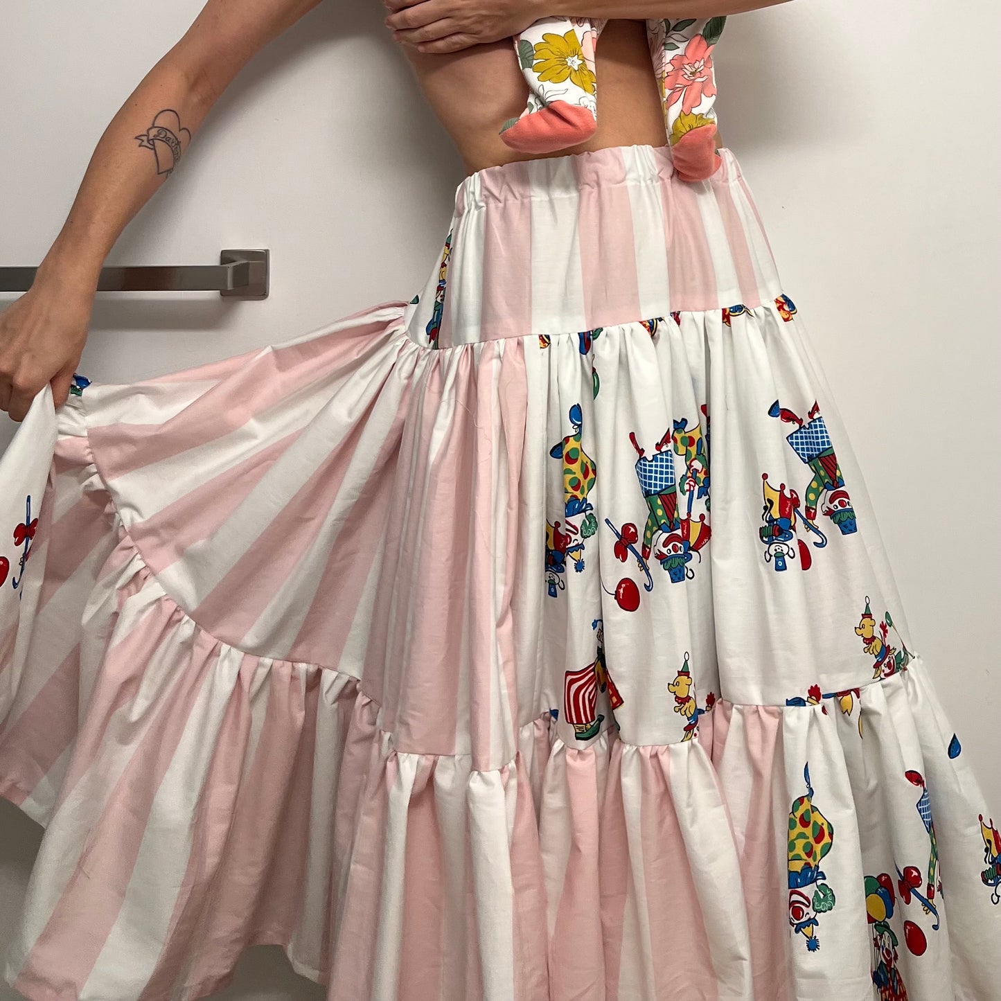 The Vivienne skirt in circus