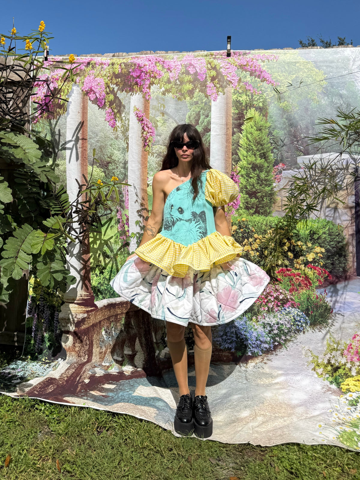 The summer skirt in white floral bedspread
