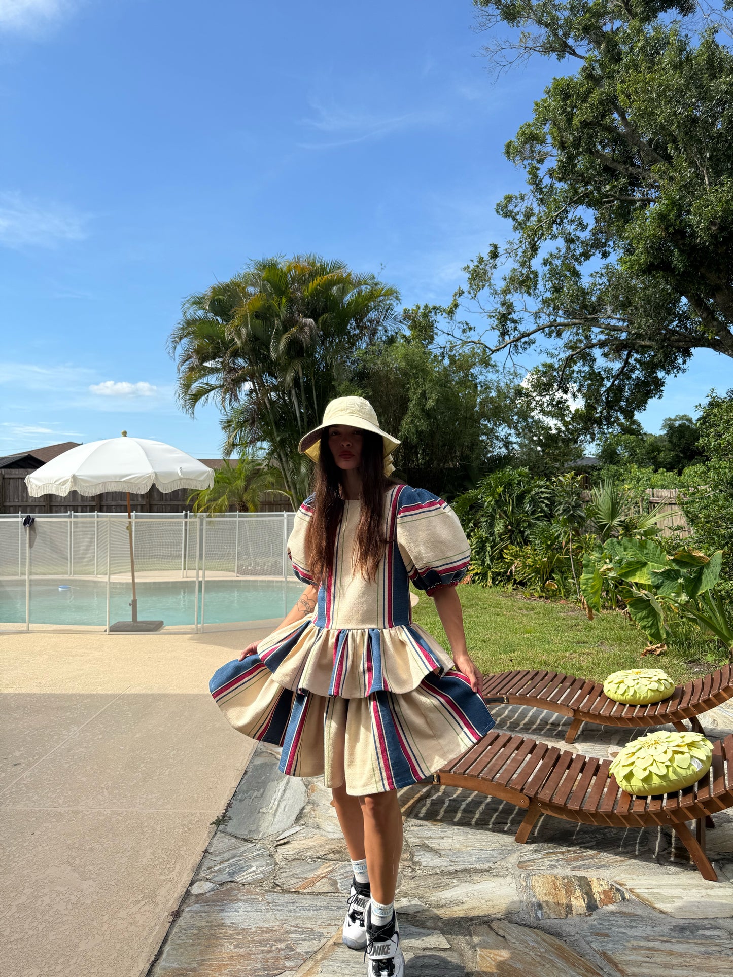 The summer skirt is school boy