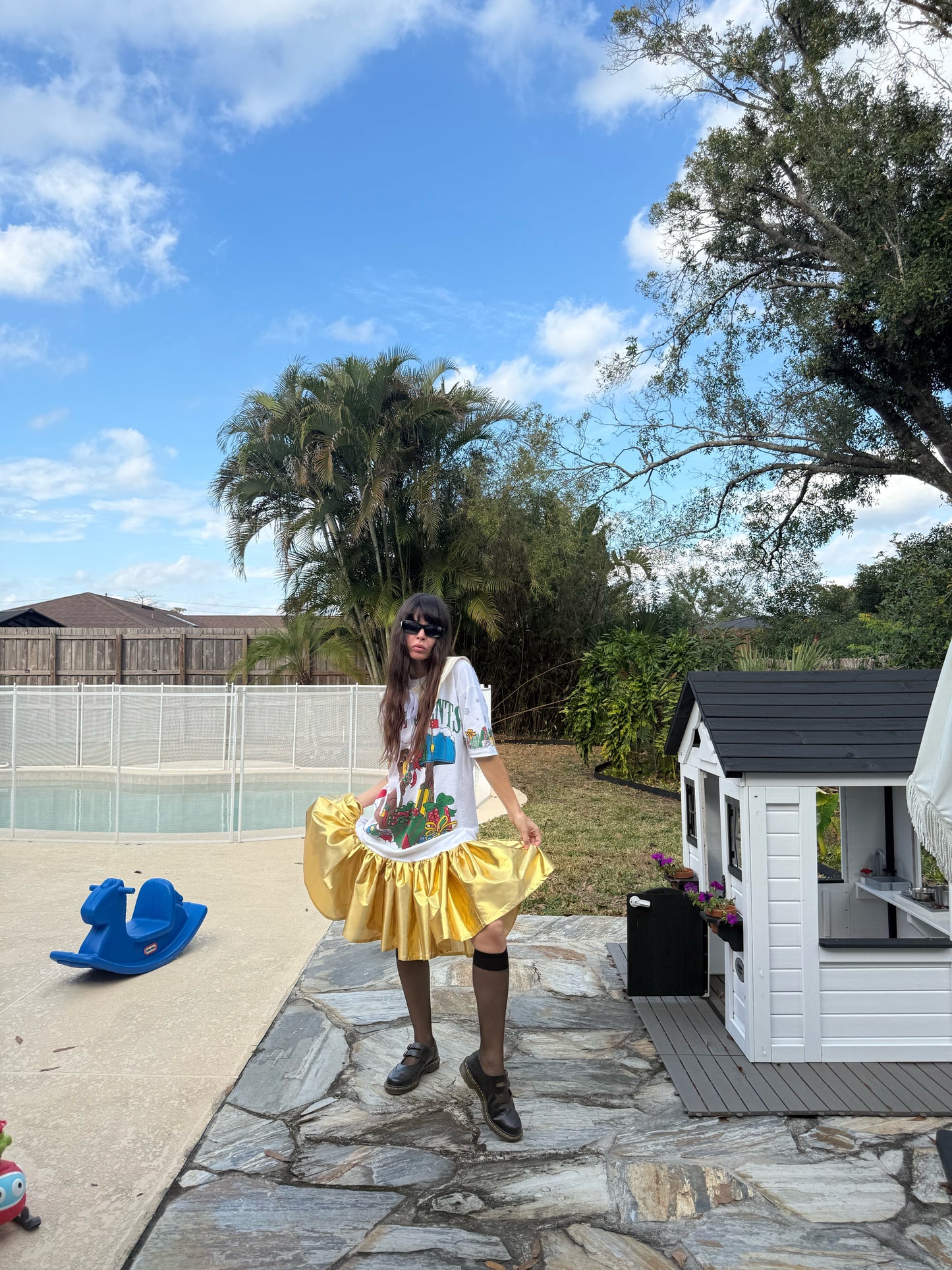 The sleep dress 2.0 in presents