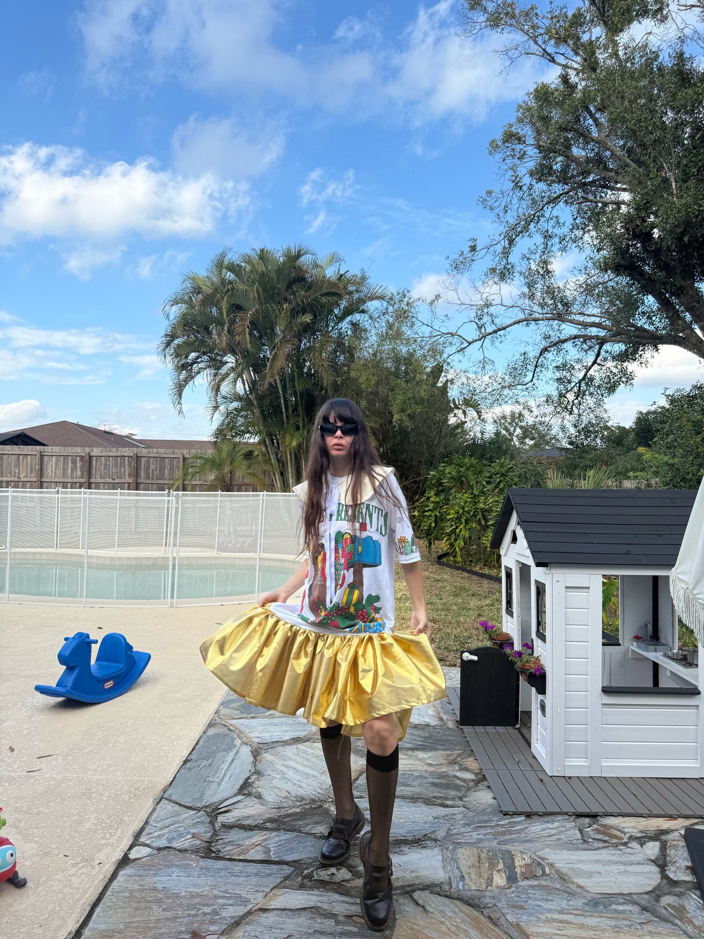 The sleep dress 2.0 in presents